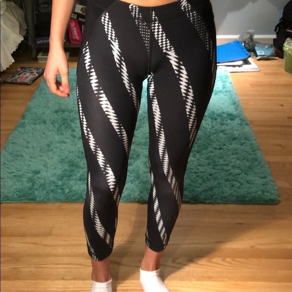 VIMMIA Black and white leggings